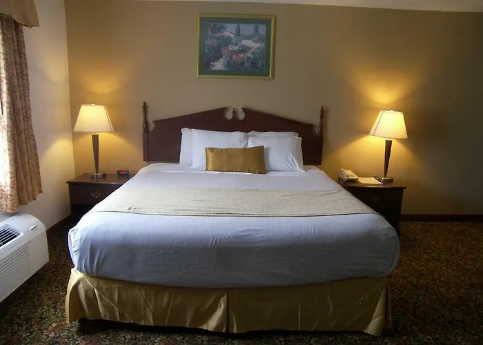 Baymont By Wyndham Mount Vernon Renfro Valley