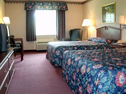 Hotel Baymont By Wyndham Renfro Valley