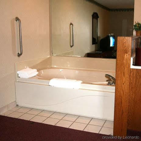 Hotel Baymont By Wyndham Renfro Valley 3*